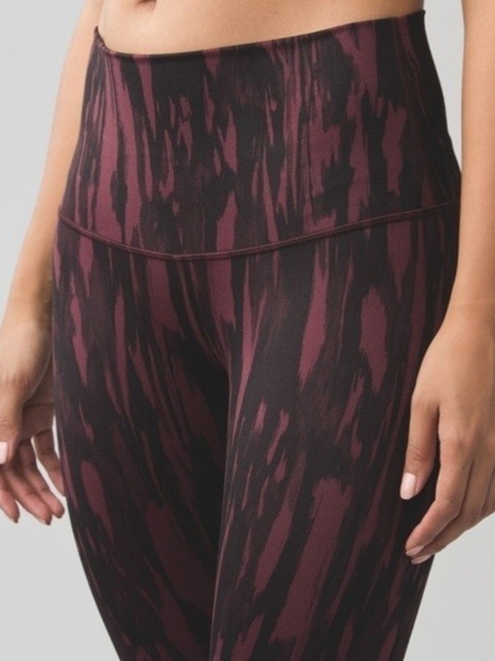 lululemon athletica High-Rise Leggings in Black and Burgundy Brushprint
